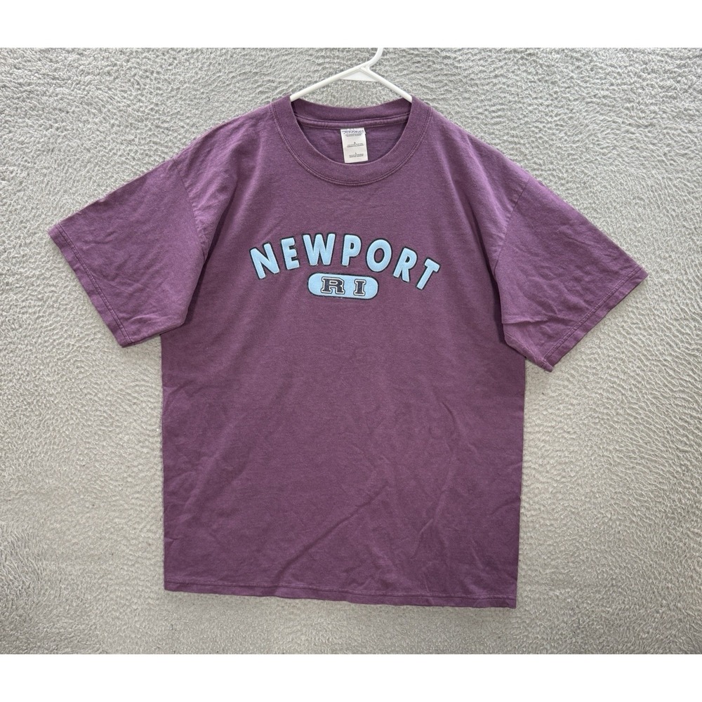 Vintage Gildan Shirt Mens Large Burgundy Crewneck Newport Rhode Island Faded Y2K